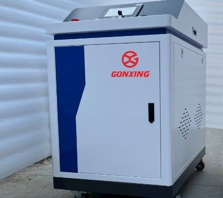 1480*780*1290mm Πηγή λέιζερ 1000W 1500W 2000W 3000W Μηχανή καθαρισμού λέιζερ ινών για την αφαίρεση σκουριάς μετάλλου