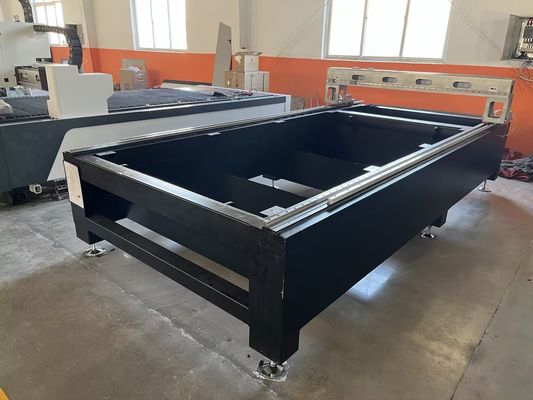 Λειτουργία αυτόματης εστίασης 1000kw 2000kw 3000kw Μηχανή κοπής laser CNC για laser cutter ινών φύλλου μετάλλου από Au3tech/Cypcut Control System