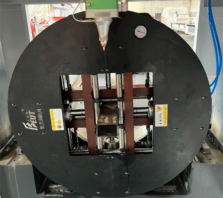 Μηχανή κοπής λέιζερ ινών σωλήνων υψηλής ακρίβειας 6020 με βαλβίδα ελέγχου N2 SMC-Ιαπωνία και διαμόρφωση 3 άξων από την GONXING