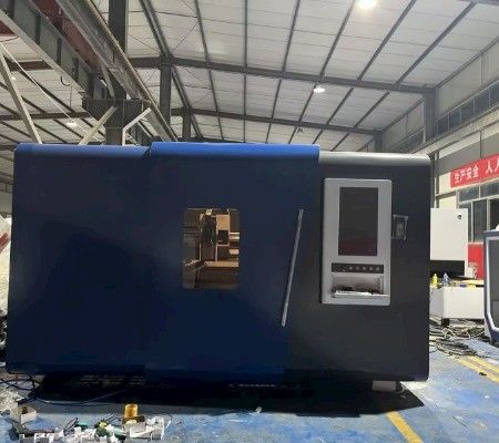 Τεχνική μηχανή κοπής με λέιζερ μετάλλων 3-6KW/8KW/12000W/20000W με πιστοποίηση CE και Fuji/Delta/INOVANCE/Yasukawa Servo Motor